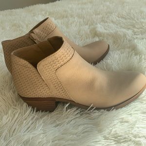 Never-worn Lucky Brand ankle boots